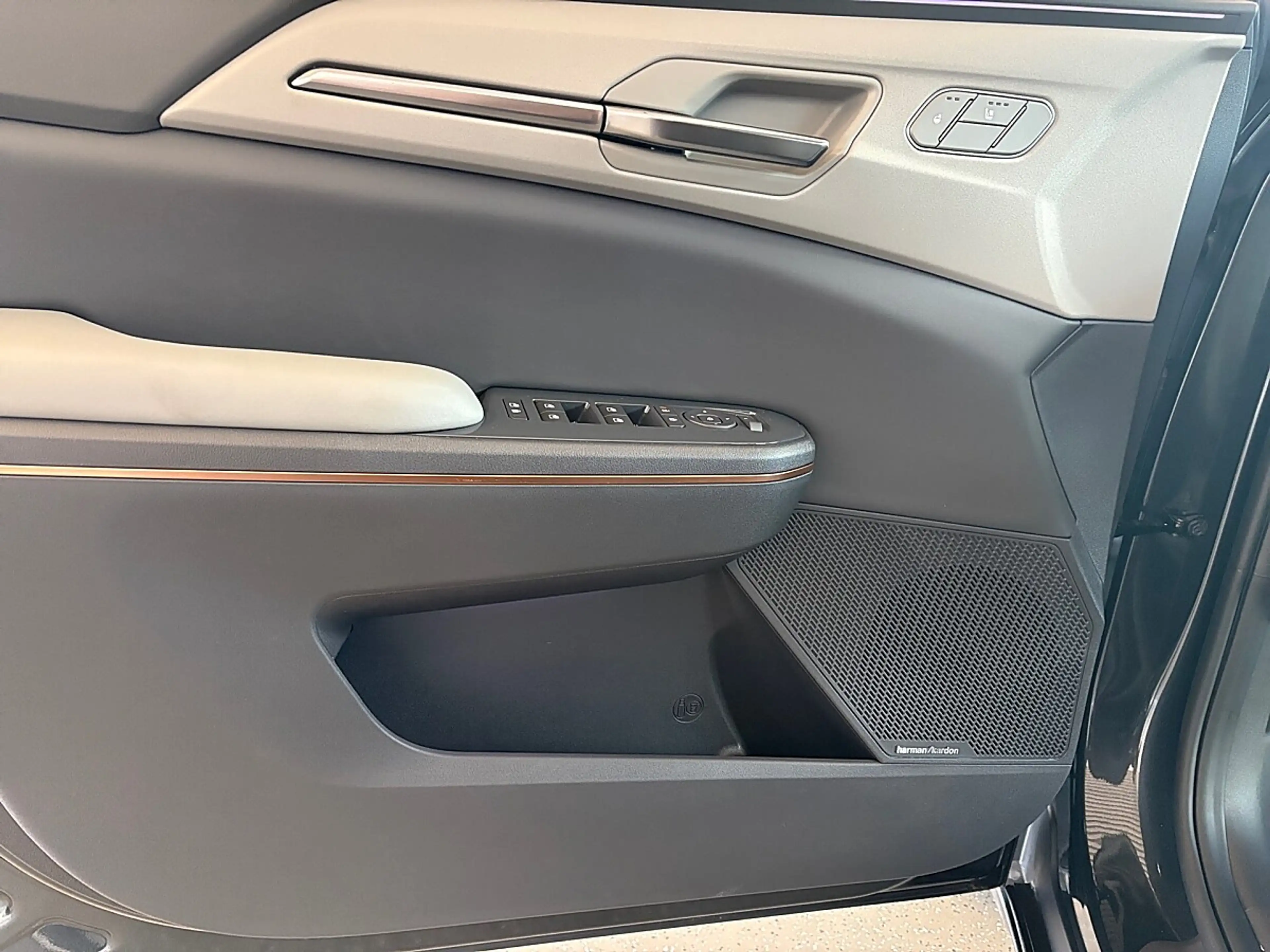 Kia EV5 FWD 81,4kWh Launch Edition — photo 11