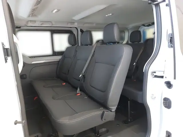 Renault Trafic PKW GRAND TECHNO BLUE dCi 170 AUTOMATIK Ansicht 10