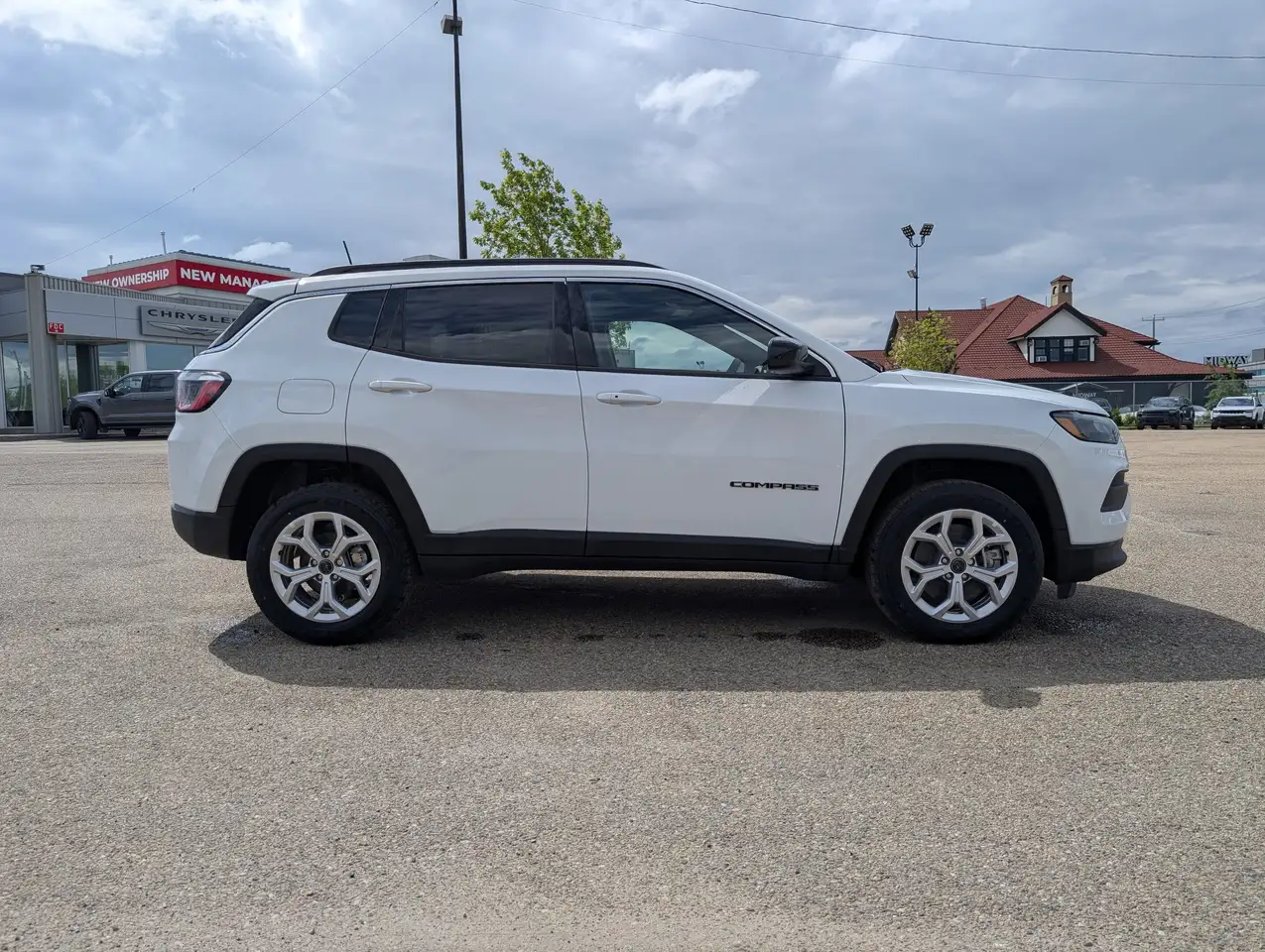 Jeep Compass photo Jeep Compass
