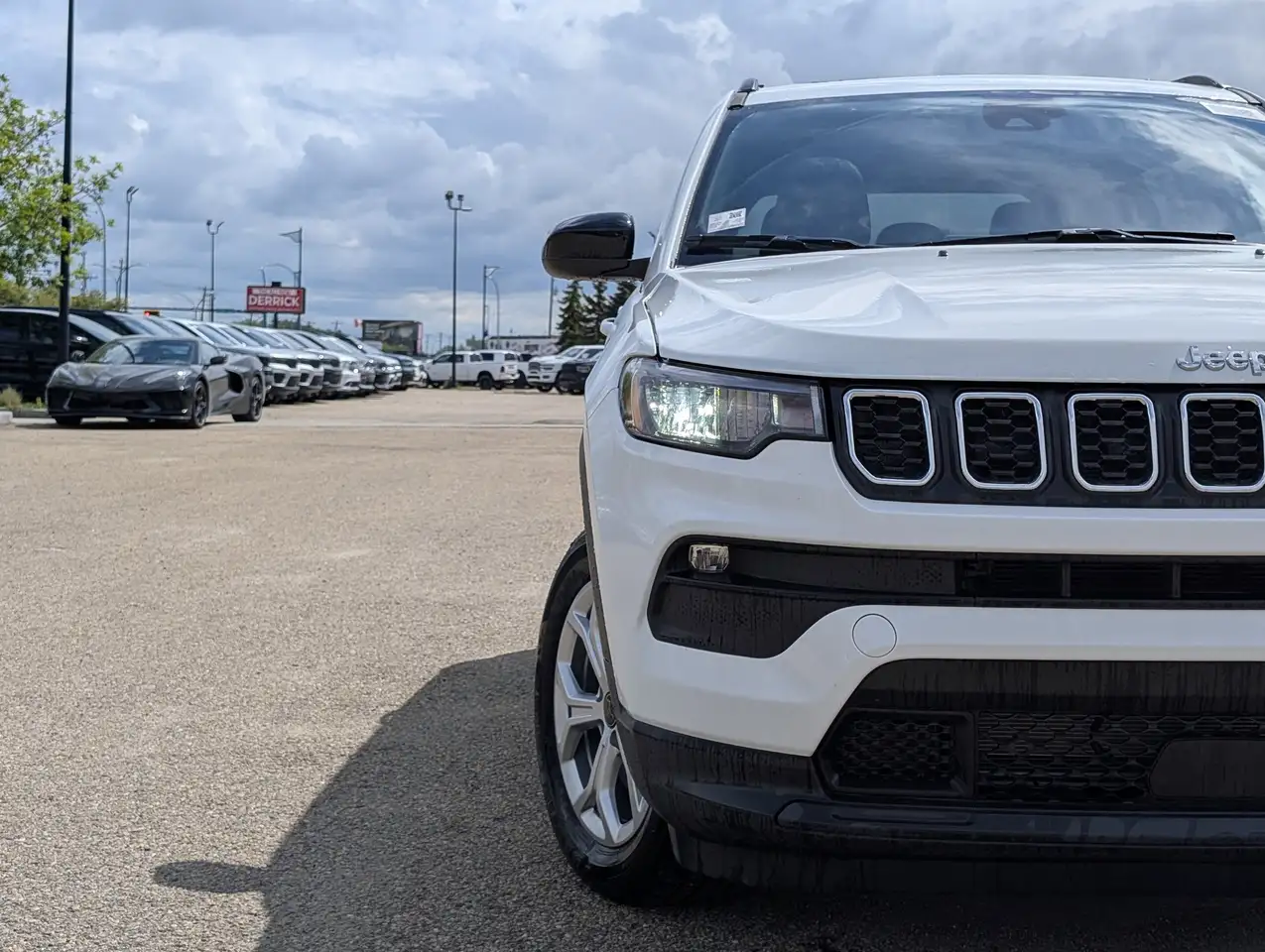 Jeep Compass photo Jeep Compass