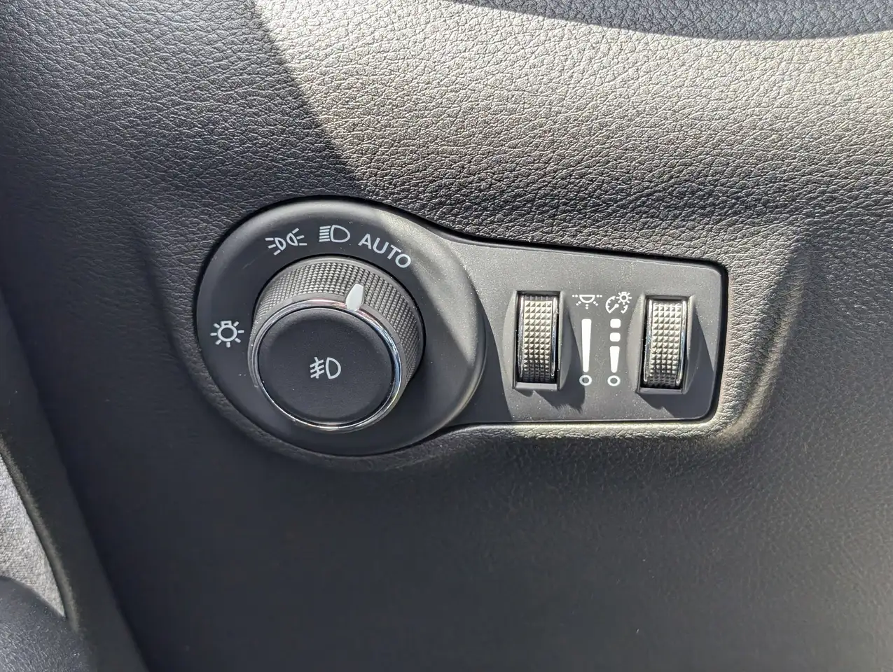 Jeep Compass photo Jeep Compass