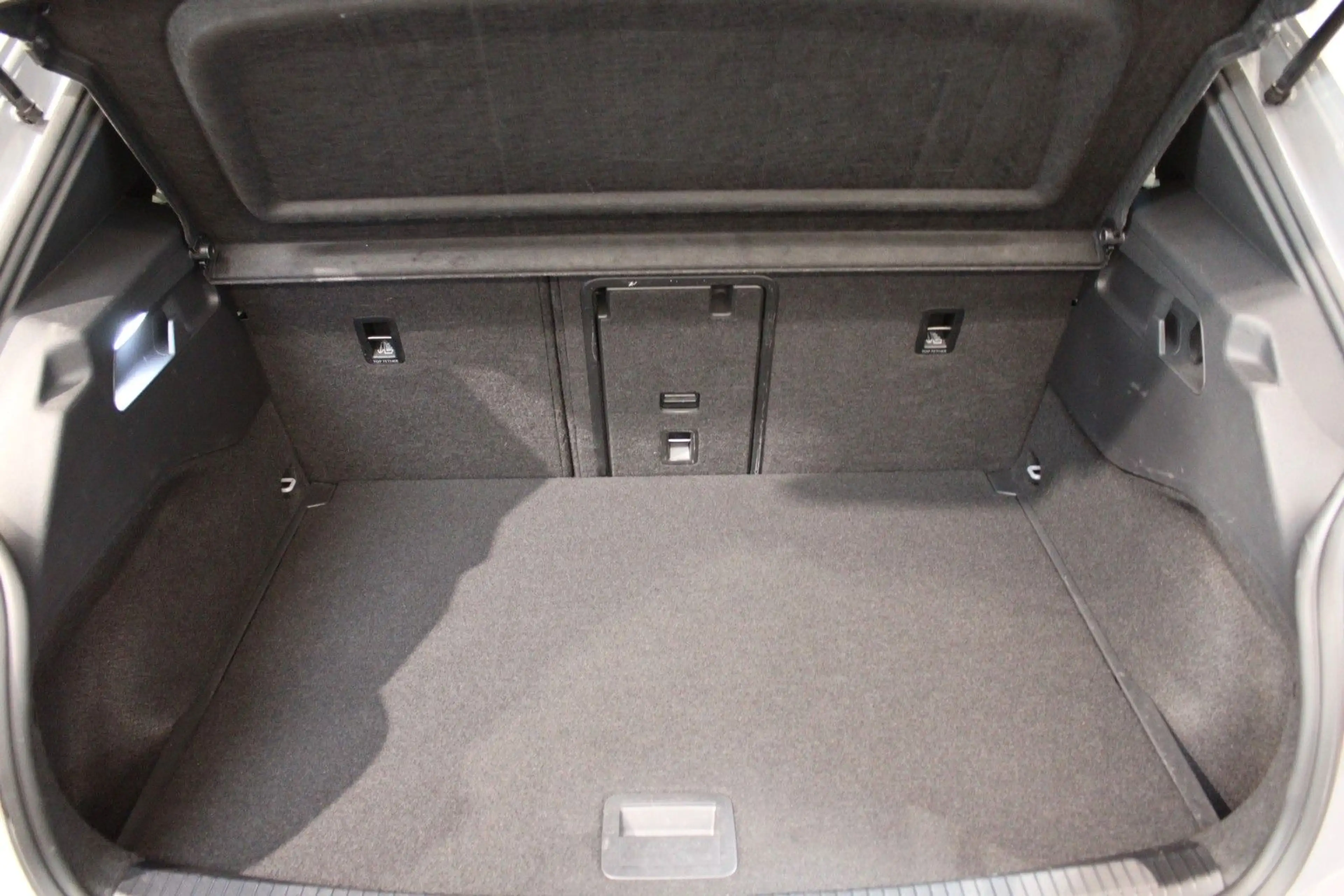 CUPRA Born 170kW 77kWh*Navi*Beats*Kamera*FullLink* — photo 11