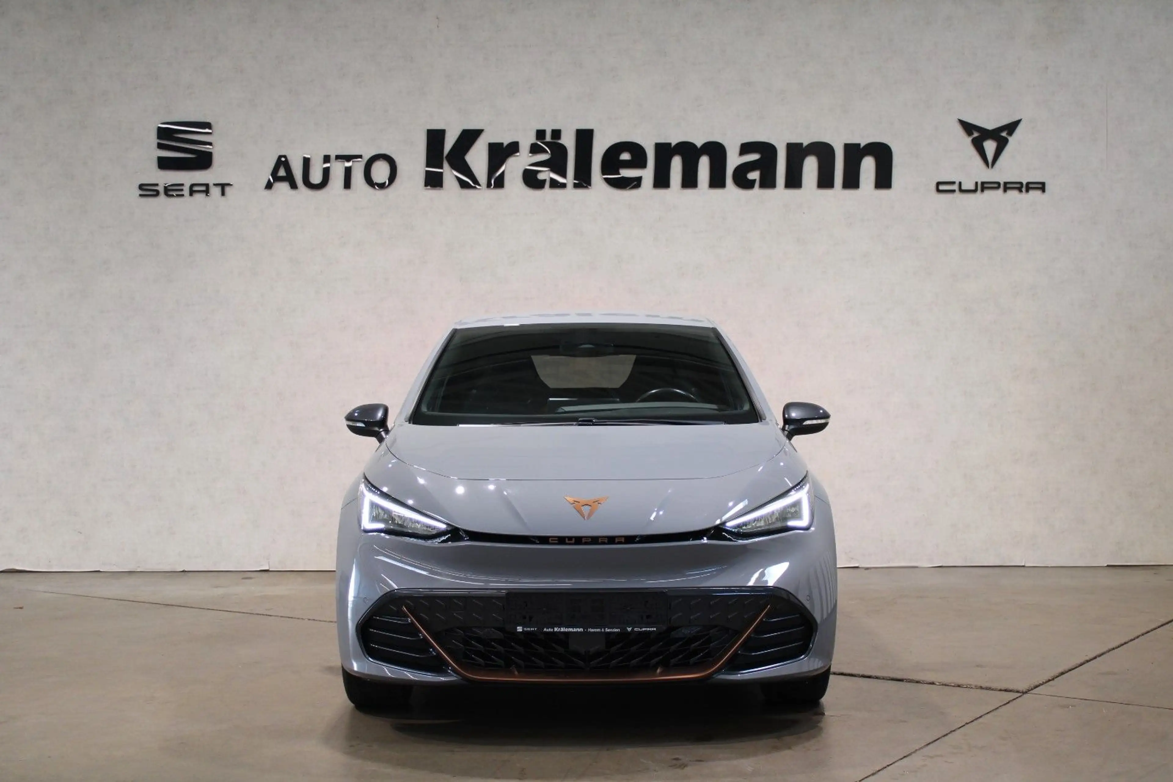 CUPRA Born 170kW 77kWh*Navi*Beats*Kamera*FullLink* — photo 2