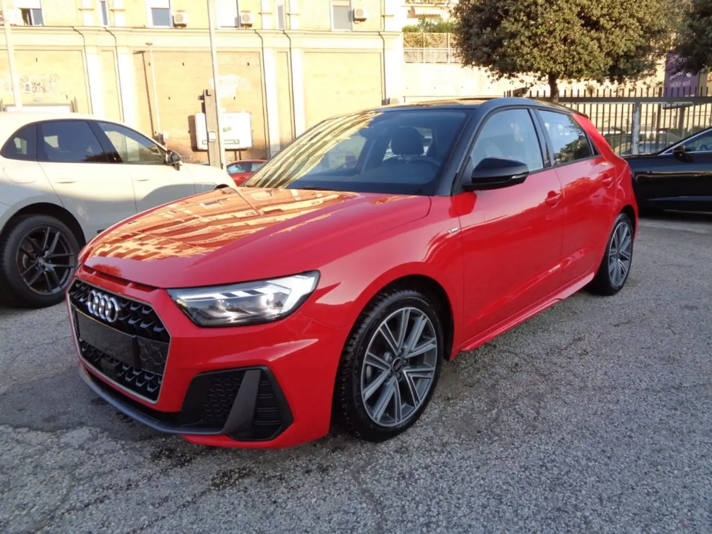 Audi A1 SPB SPORTBACK 25 TFSI S-LINE CARPLAY PDC"17 Rouge - 2