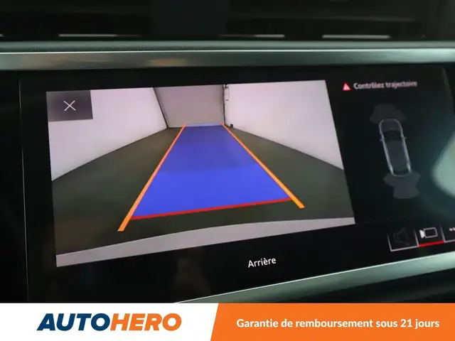 Audi Q3 view 24