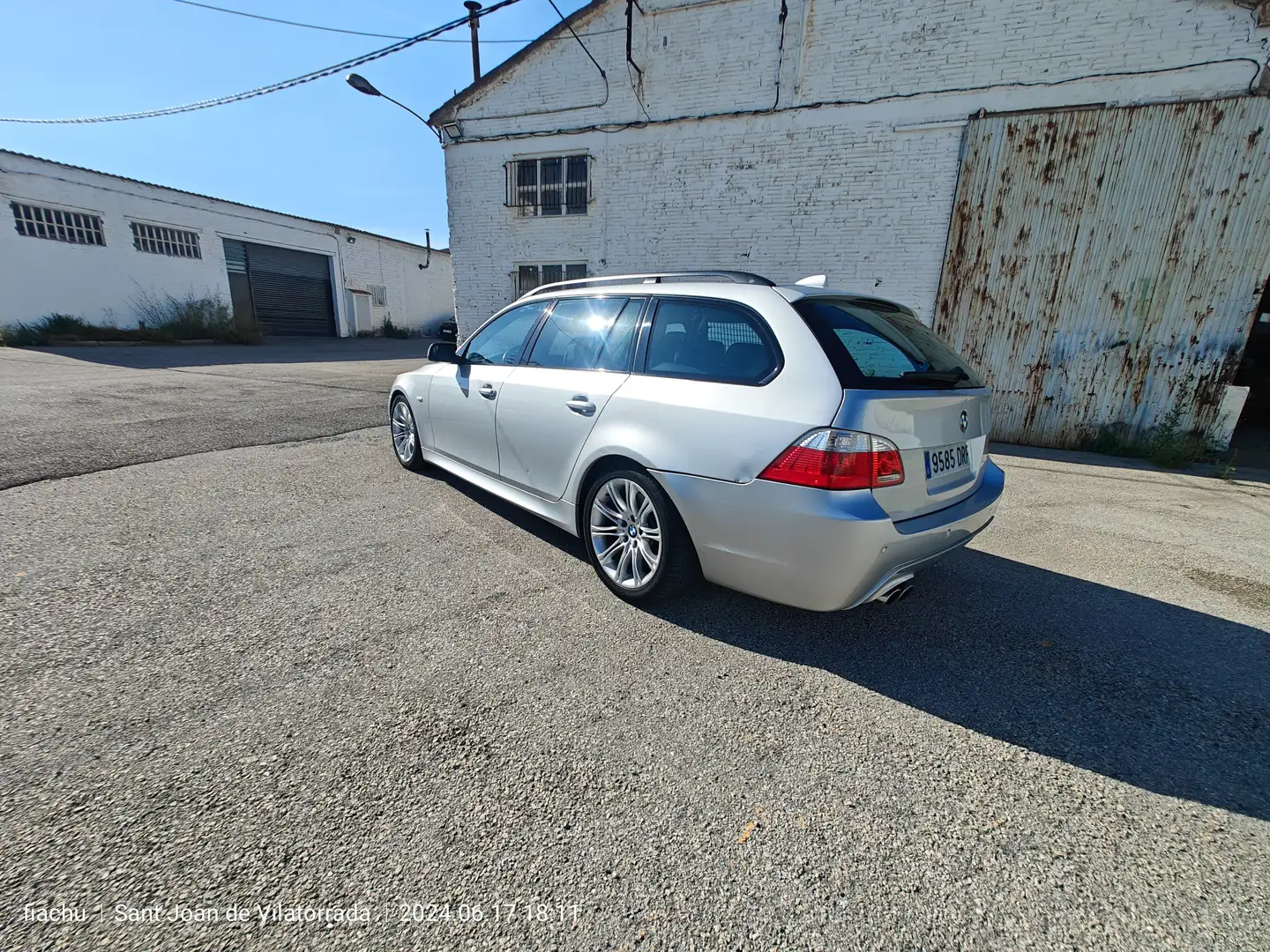 BMW 545 545i v8 Touring Aut. Argent - 2
