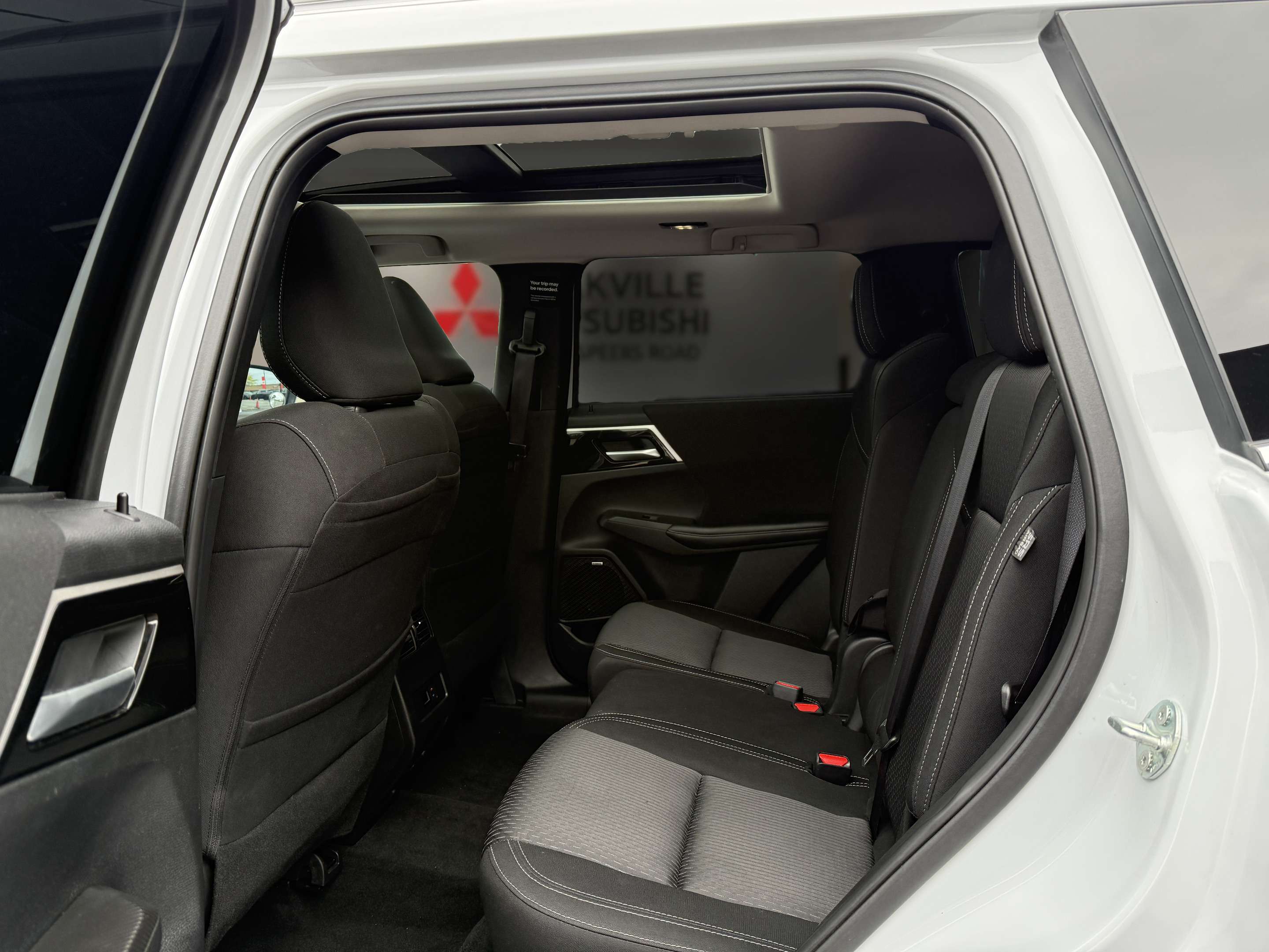 used 2025 Mitsubishi Outlander car, priced at $34,950