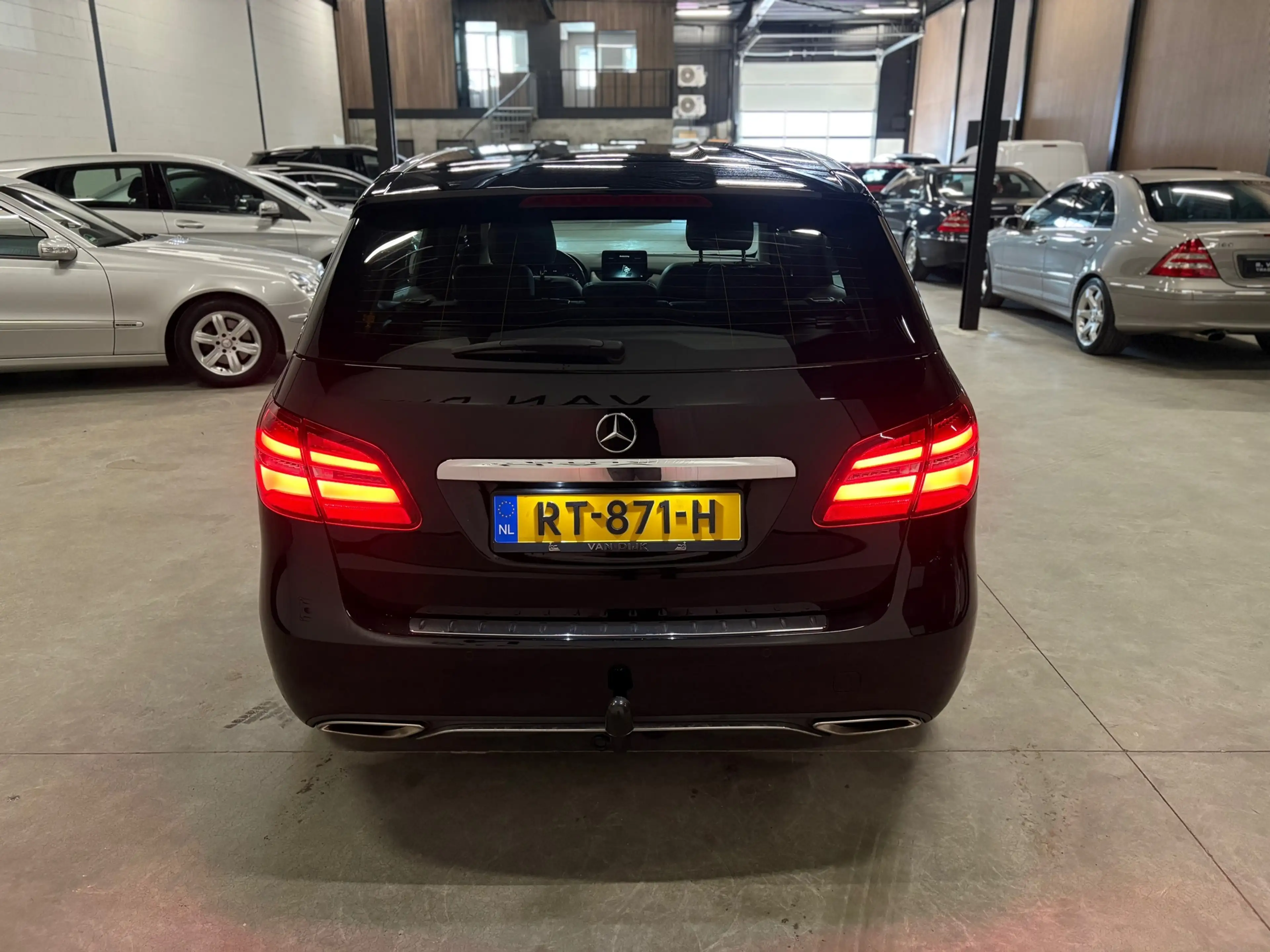 Mercedes-Benz B 180 Automaat Trekhaak Navi LED — photo 7