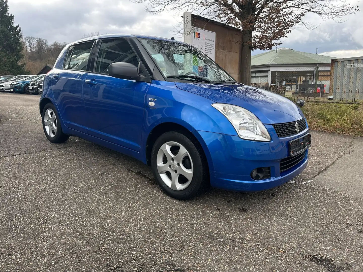 Suzuki Swift Lim. Comfort 1.5 TÜV NEU Klima Blau - 2