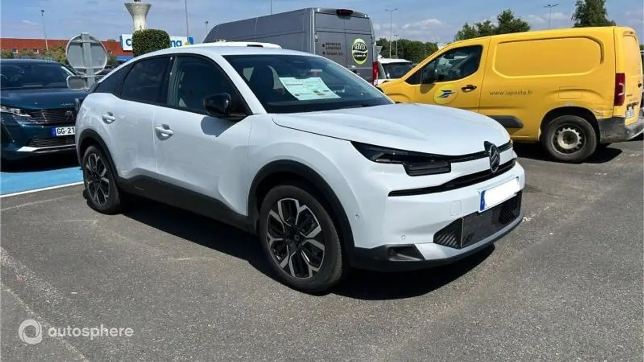 Citroen C4 e-C4 — photo 2