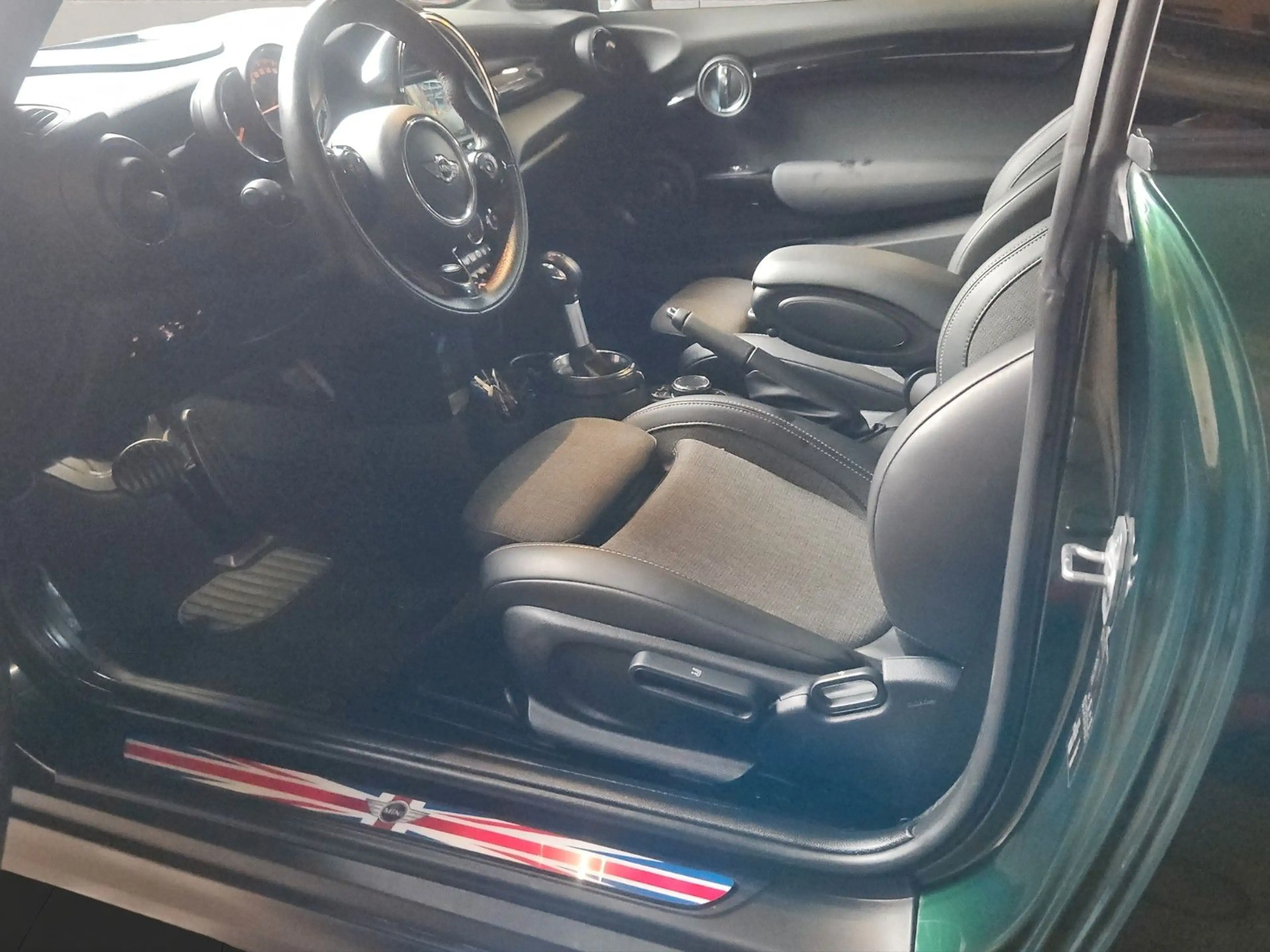 MINI Cooper S 141KW Aut.*H&K*NAVI*LED*CAM*PDC* — photo 9
