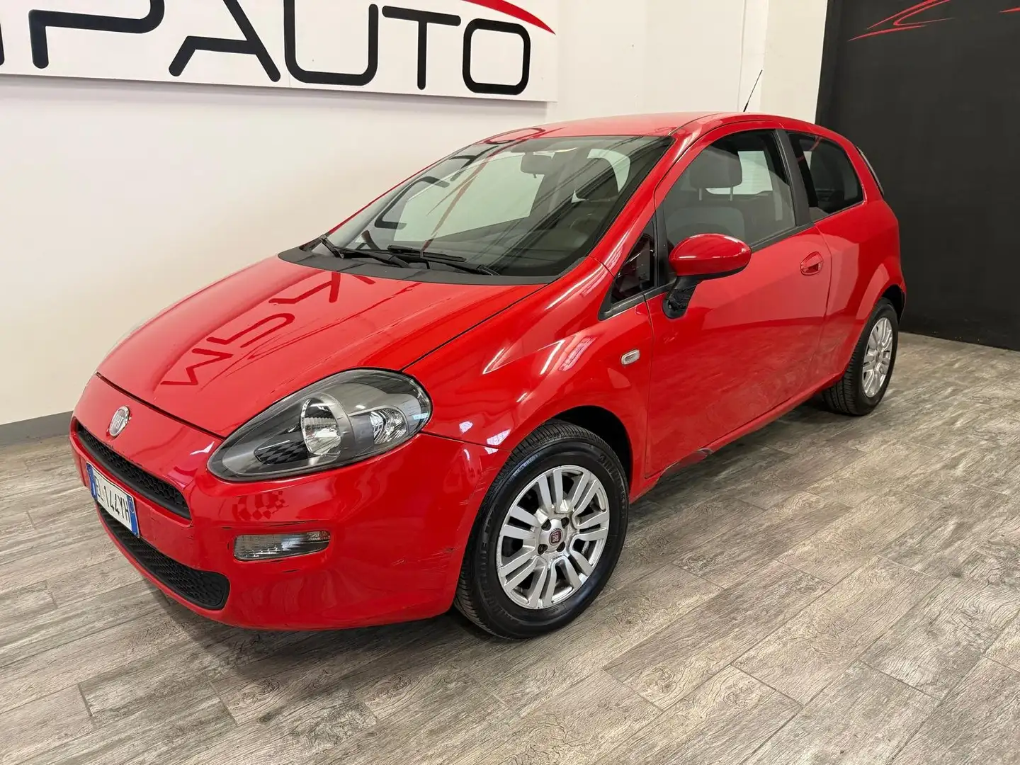 Fiat Punto Punto 3p 1.3 mjt 16v Easy 75cv Rosso - 1