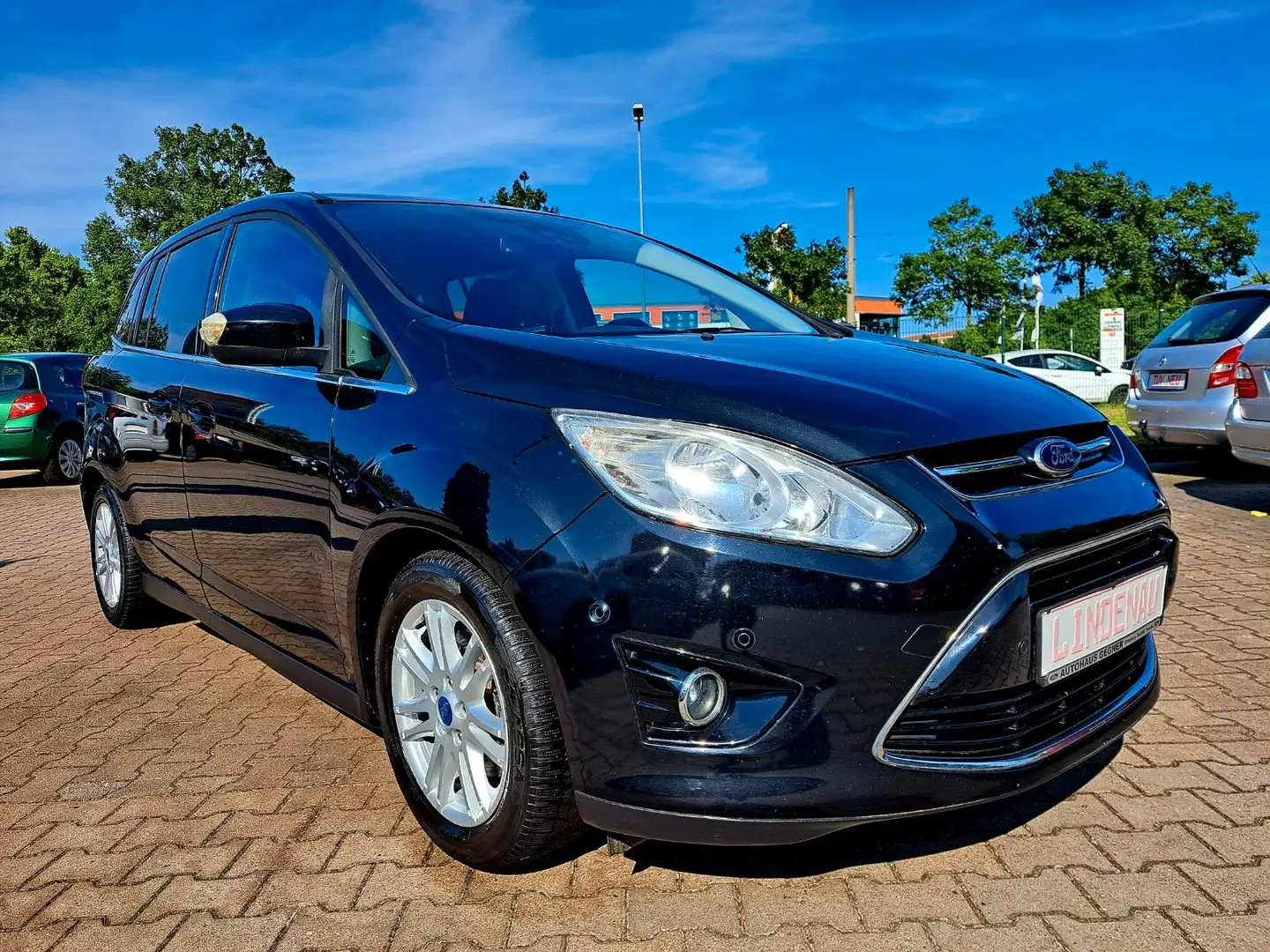 Ford Grand C-Max Titanium Negro - 2
