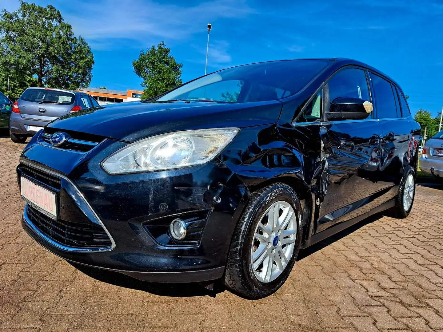 Ford Grand C-Max Titanium Negro - 1