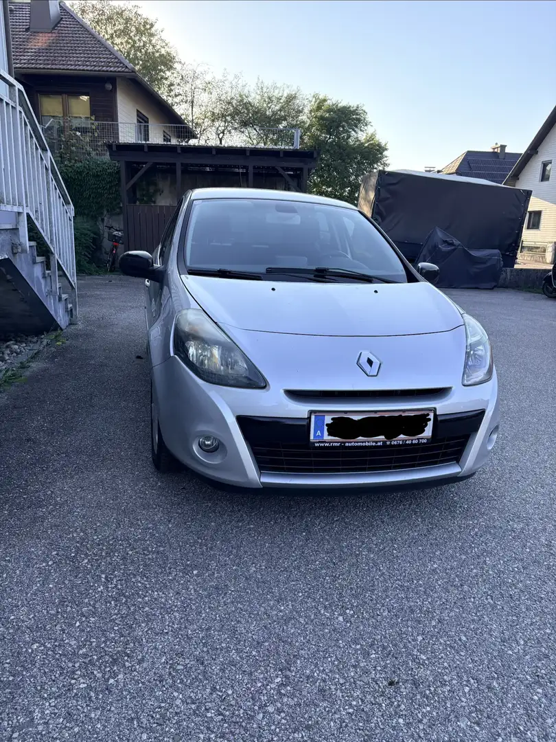 Renault Clio 20th TCE 100 - 2