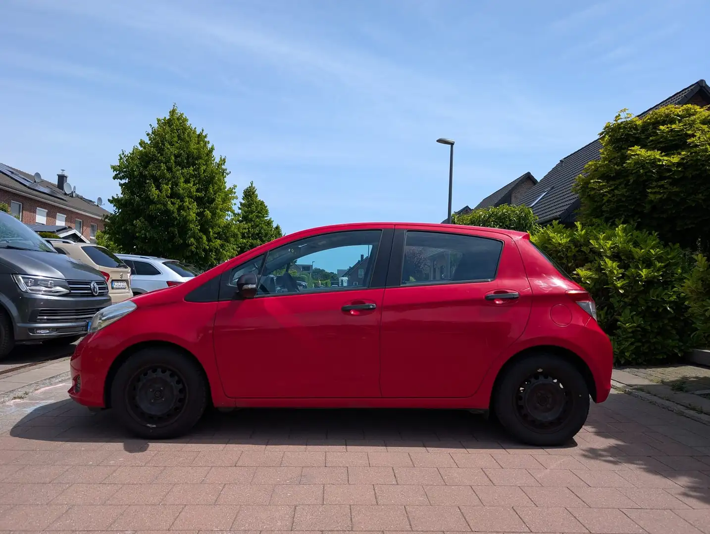 Toyota Yaris Yaris 1.0 VVT-i Cool Rot - 2
