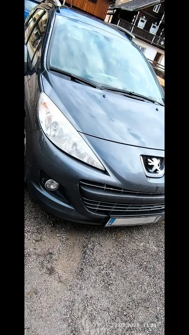 Peugeot 207 207 SW Lion Edition 1,4 16V VTi Lion Edition Grau - 1