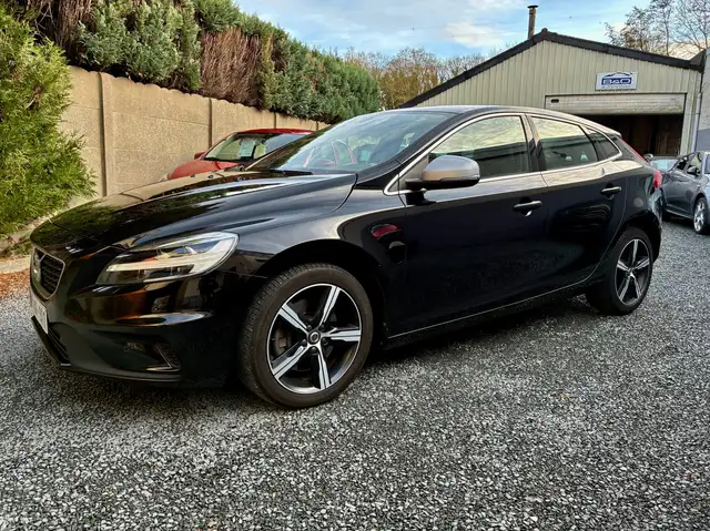 Volvo V40 V40 1.5 T2 AUT. R-Design Geartronic 74863 km !!