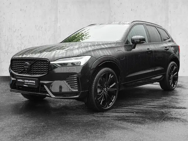 Volvo XC60 view 2