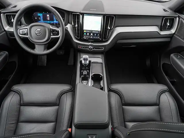 Volvo XC60 view 11