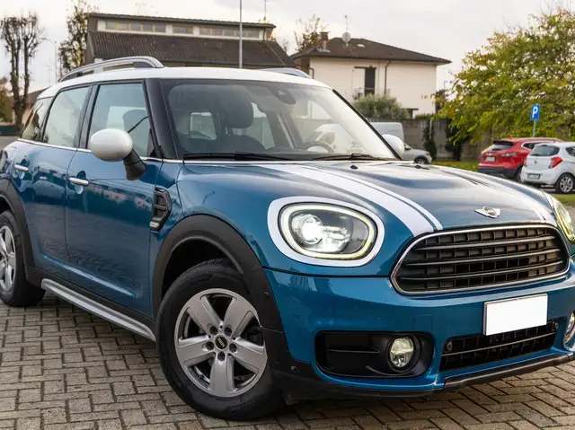 MINI Cooper D Countryman Mini Countryman F60 2017 2.0 Hype auto