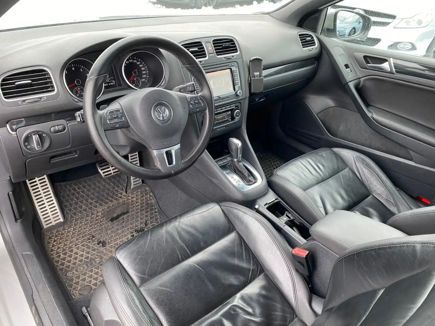 Volkswagen Golf VI Cabriolet/LEDER/NAVI/AUTOMATIK GETRIEBE Silber - 2