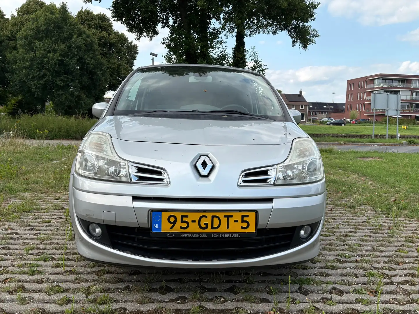 Renault Grand Modus 1.2 TCE Dynamique / airco / nap / nieuwe apk Gris - 2