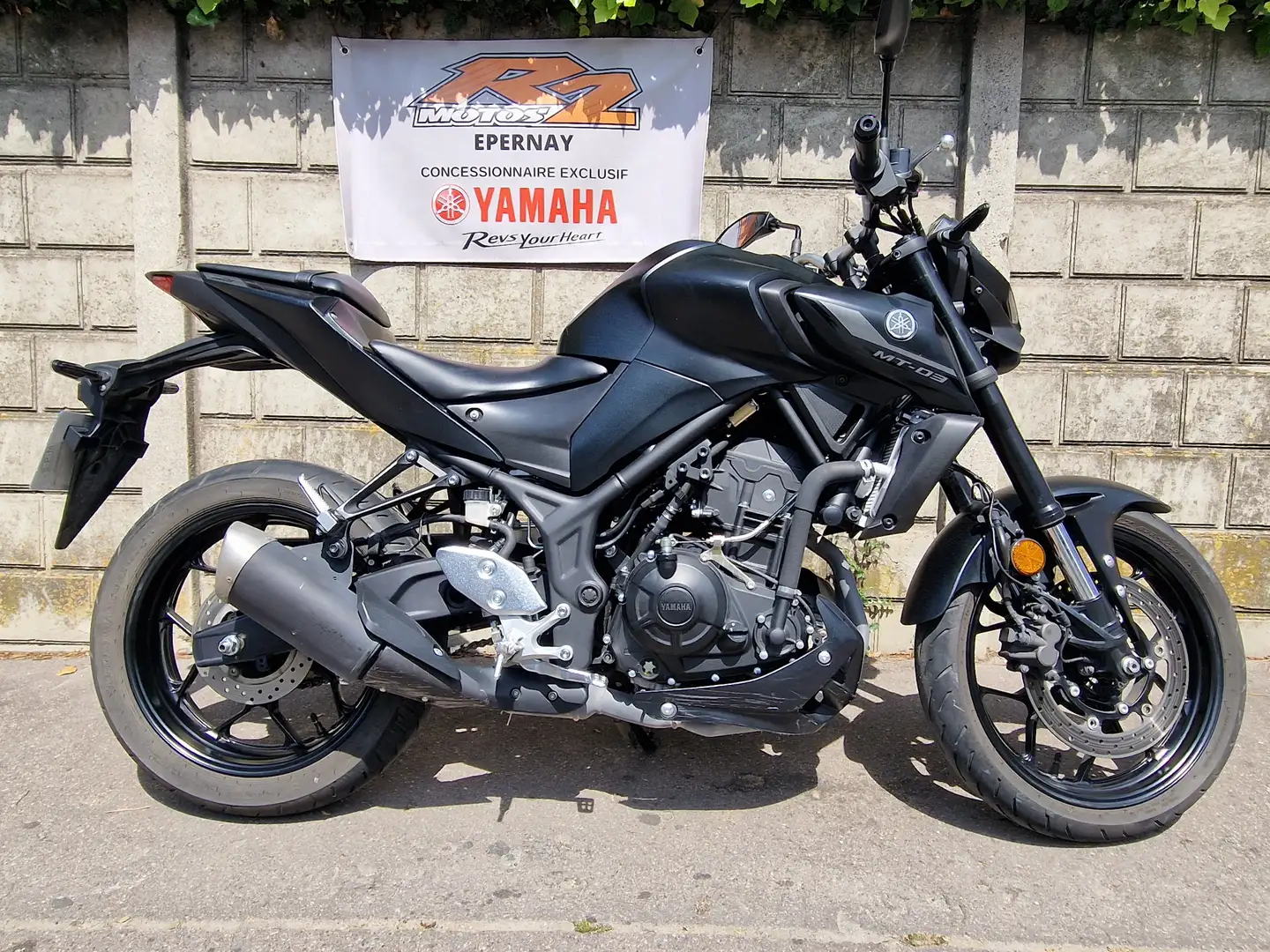Yamaha MT-03 - 1