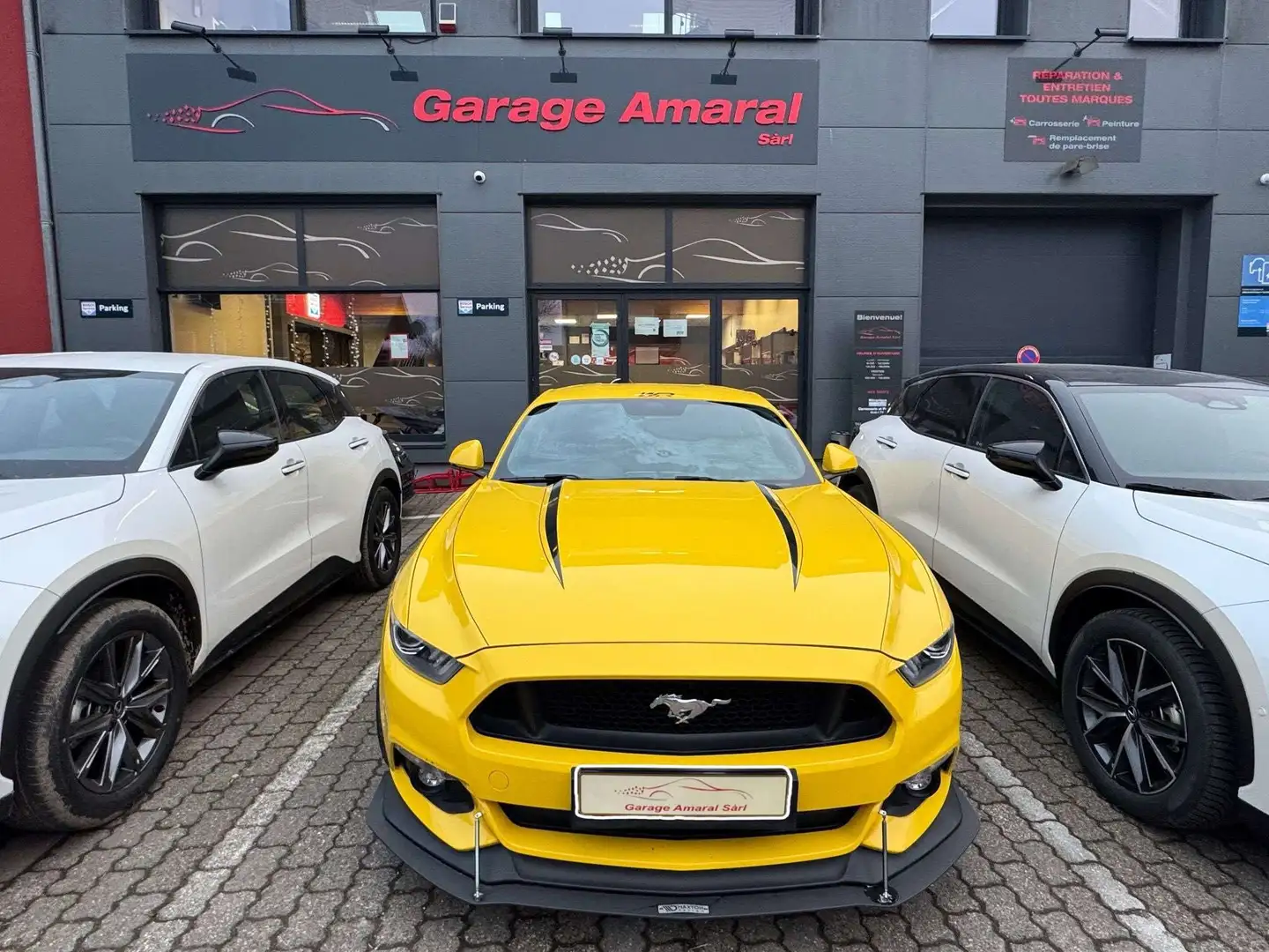 Ford Mustang 5.0 Yellow - 2