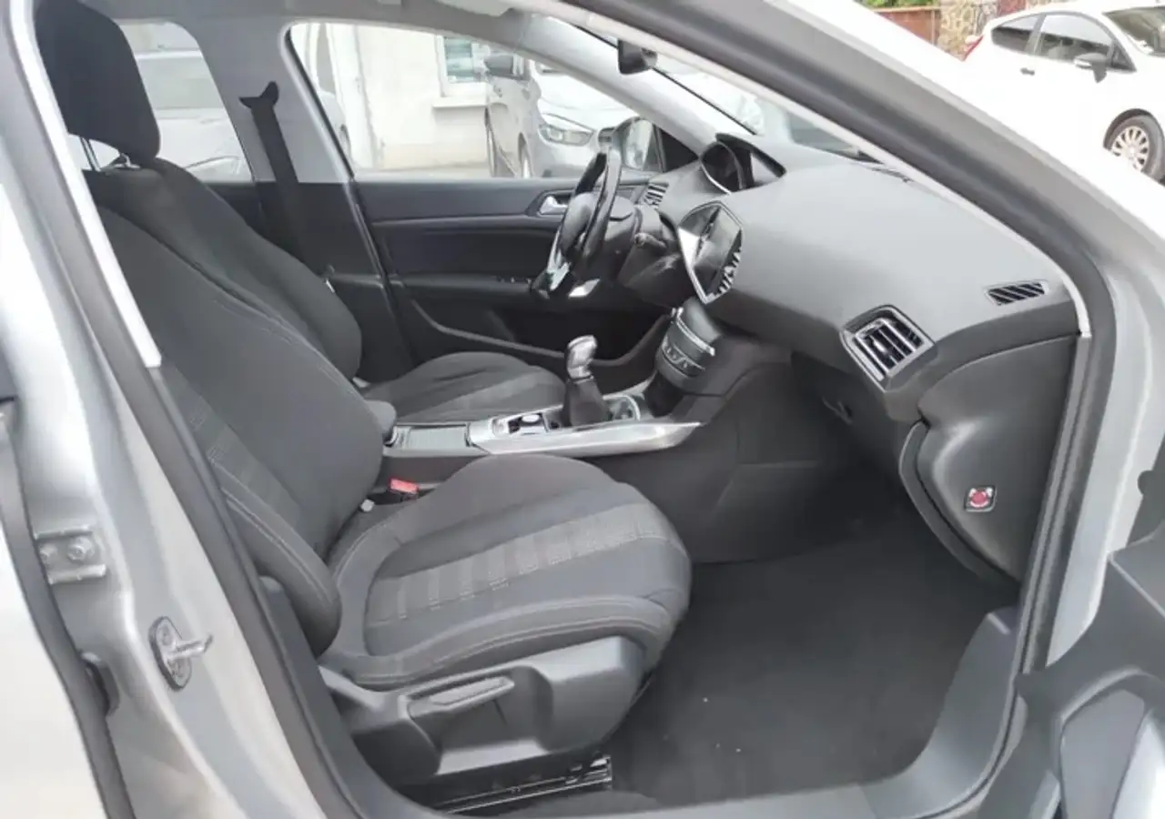 Peugeot 308 308 — photo 3