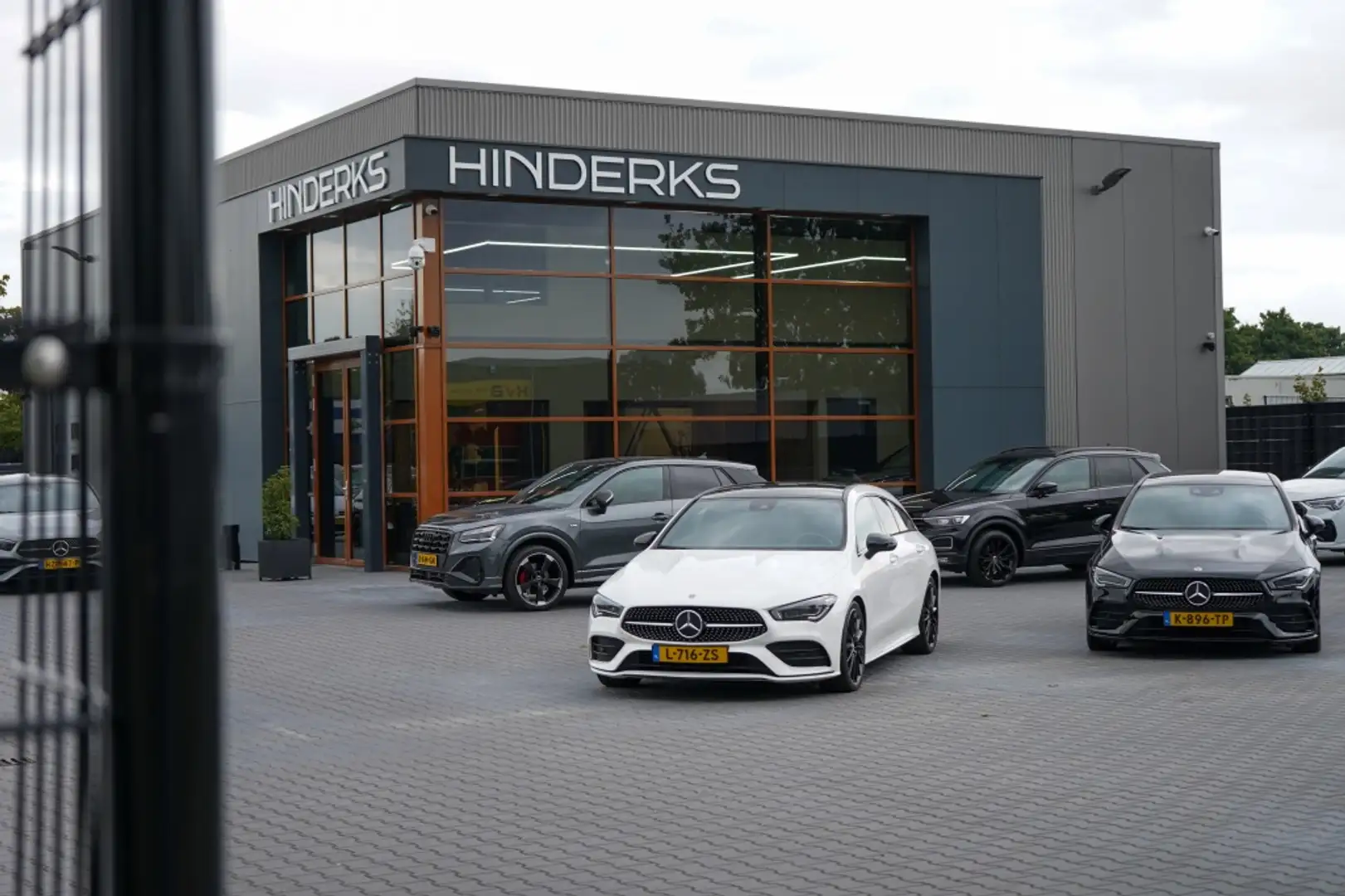 Audi A6 Avant 55 TFSI e q. PLS Cmp | Pano | Matrix | RS Ze Чорний - 2