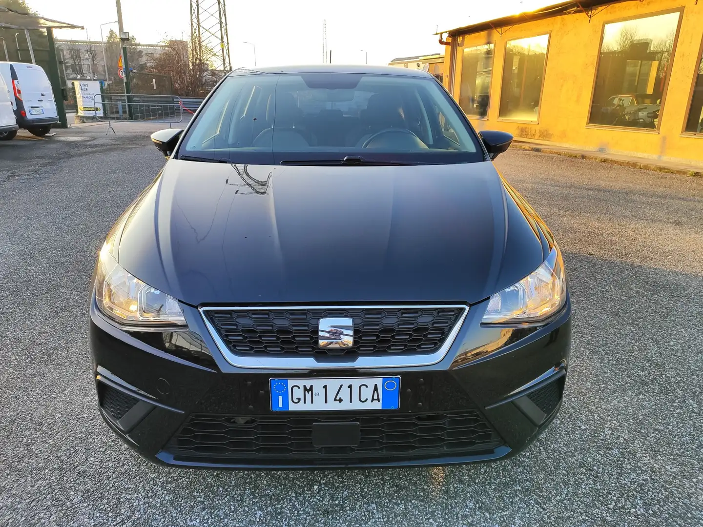 SEAT Ibiza 1.0 ecotsi Style 95cv Zwart - 1