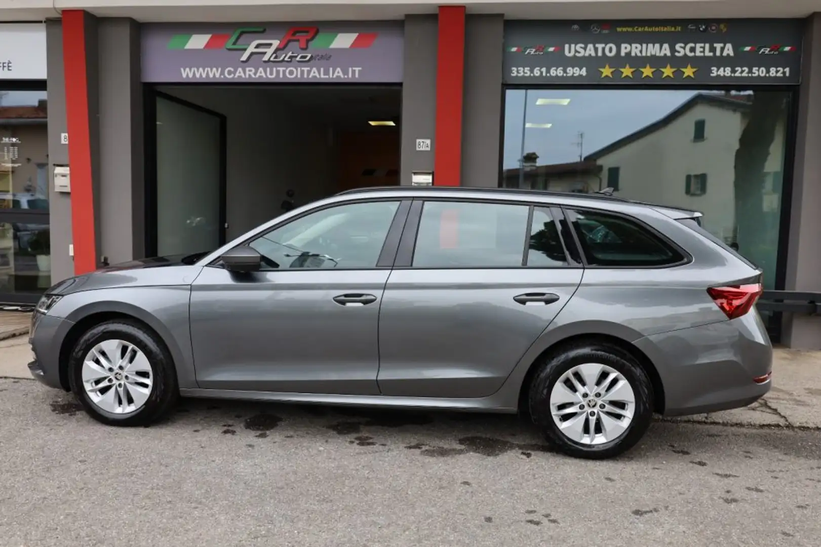 Skoda Octavia 2.0 TDI EVO SCR DSG Wagon UniPro ACC Radar LED Nav Grigio - 2