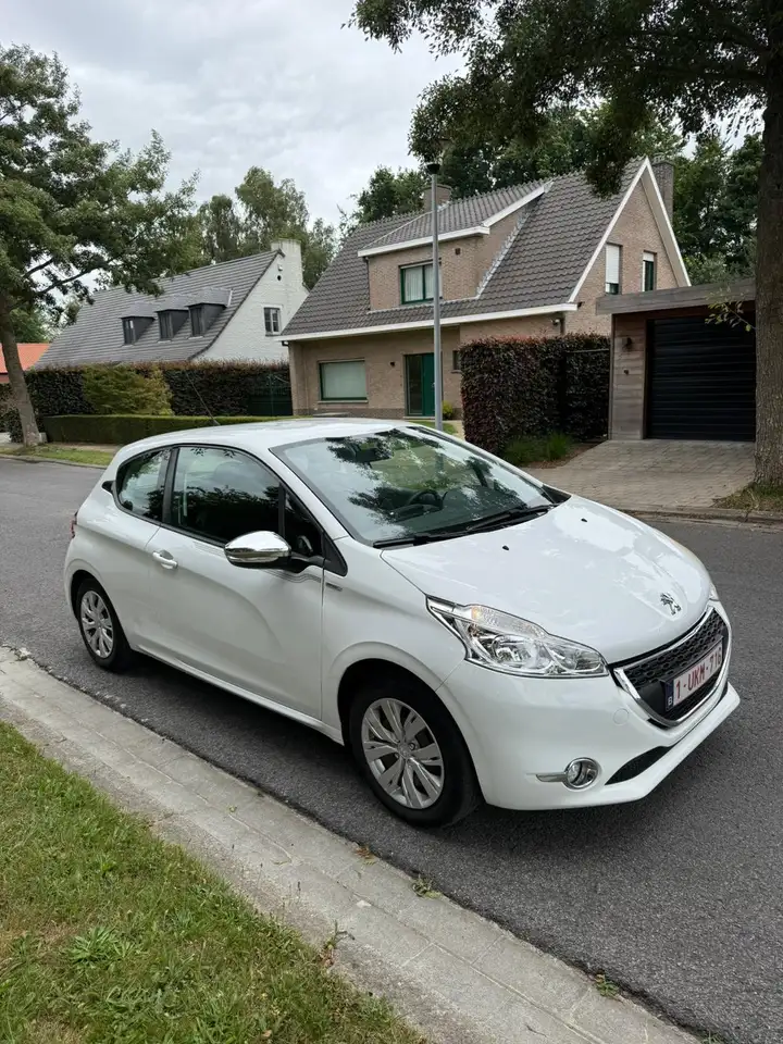 Peugeot 208 1.0 VTi 68ch BVM5 Active