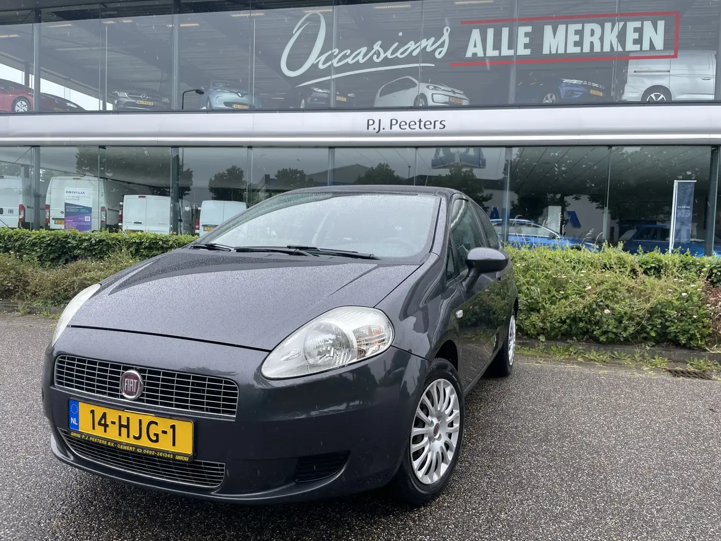 Fiat Grande Punto 1.2 Active APK tot januari 2026 Gris - 1