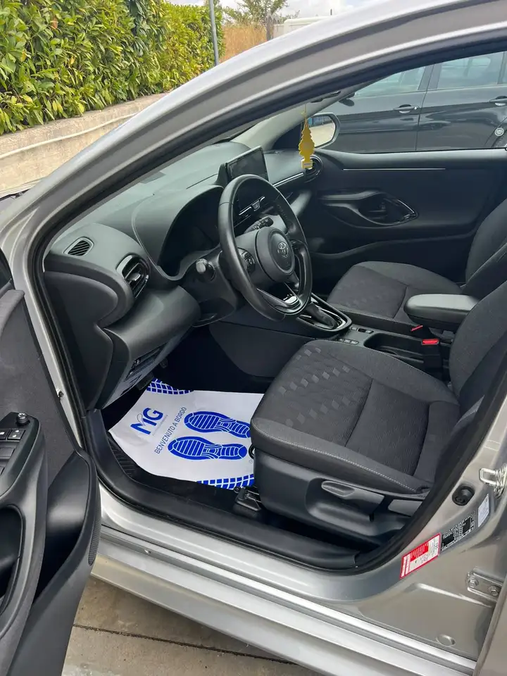 Toyota Yaris IV 2020 1.5h Active, миниатюра 4
