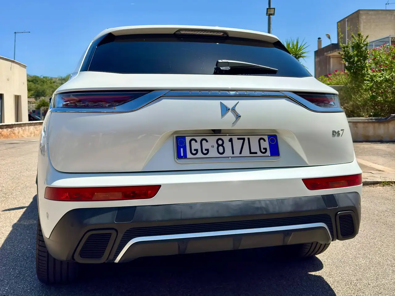 DS Automobiles DS 7 Crossback 2021