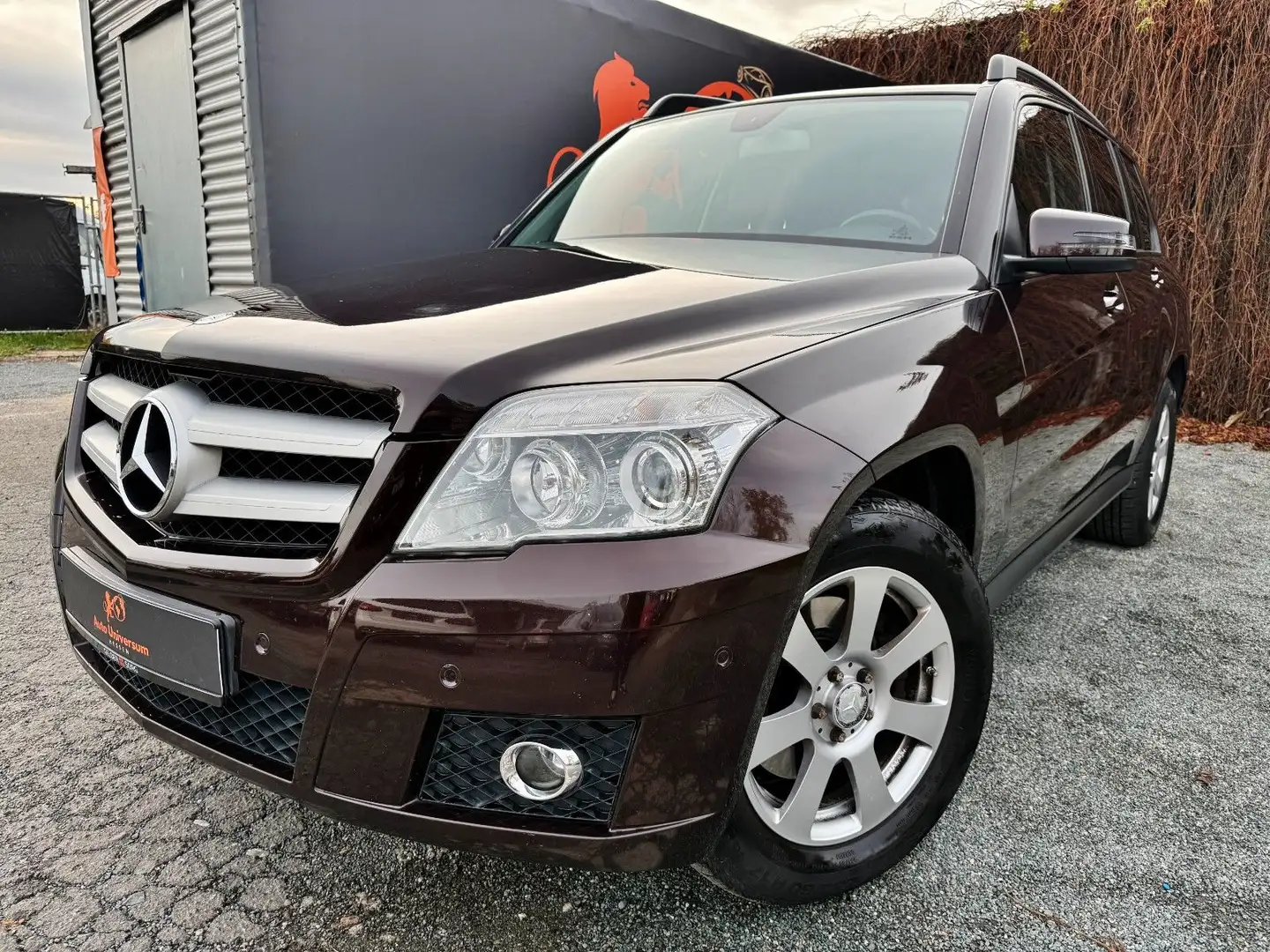 Mercedes-Benz GLK 350 #TÜV#SERVICE#4MATIC#SHZ#AUX#ISOFIX#EURO5 Brązowy - 2