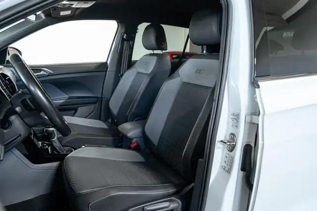 Volkswagen T-Cross view 12
