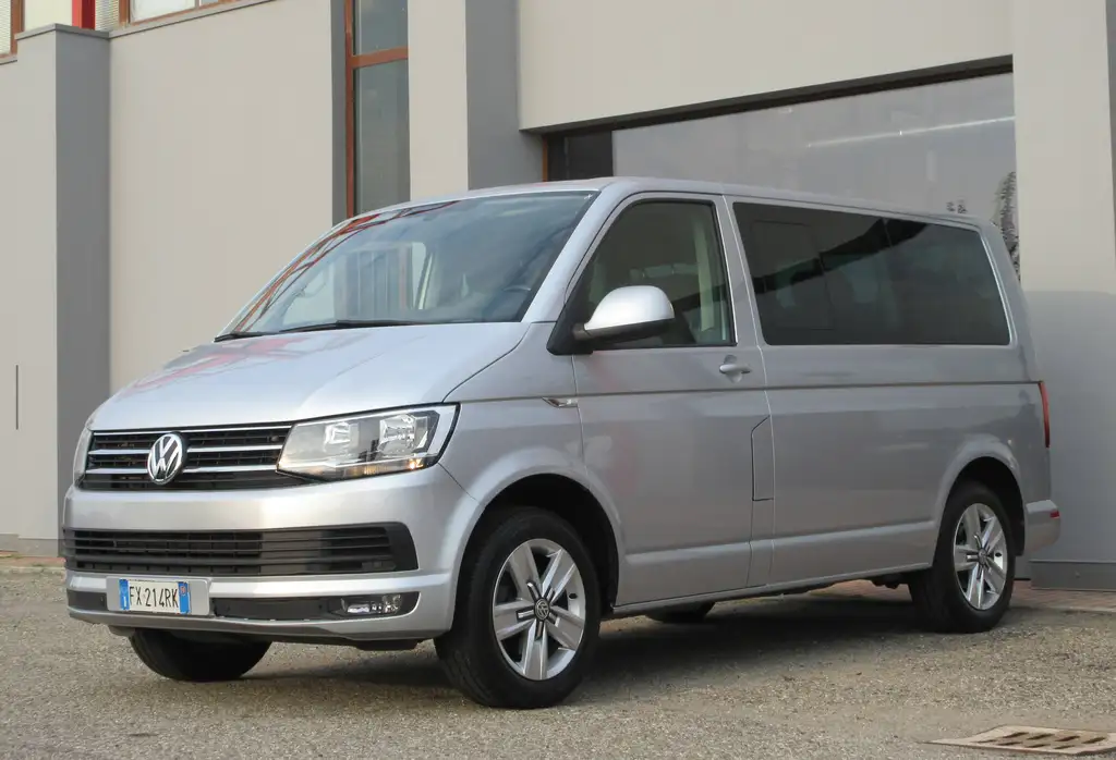 Volkswagen T6 Caravelle 2019 из Европы — купить под ключ