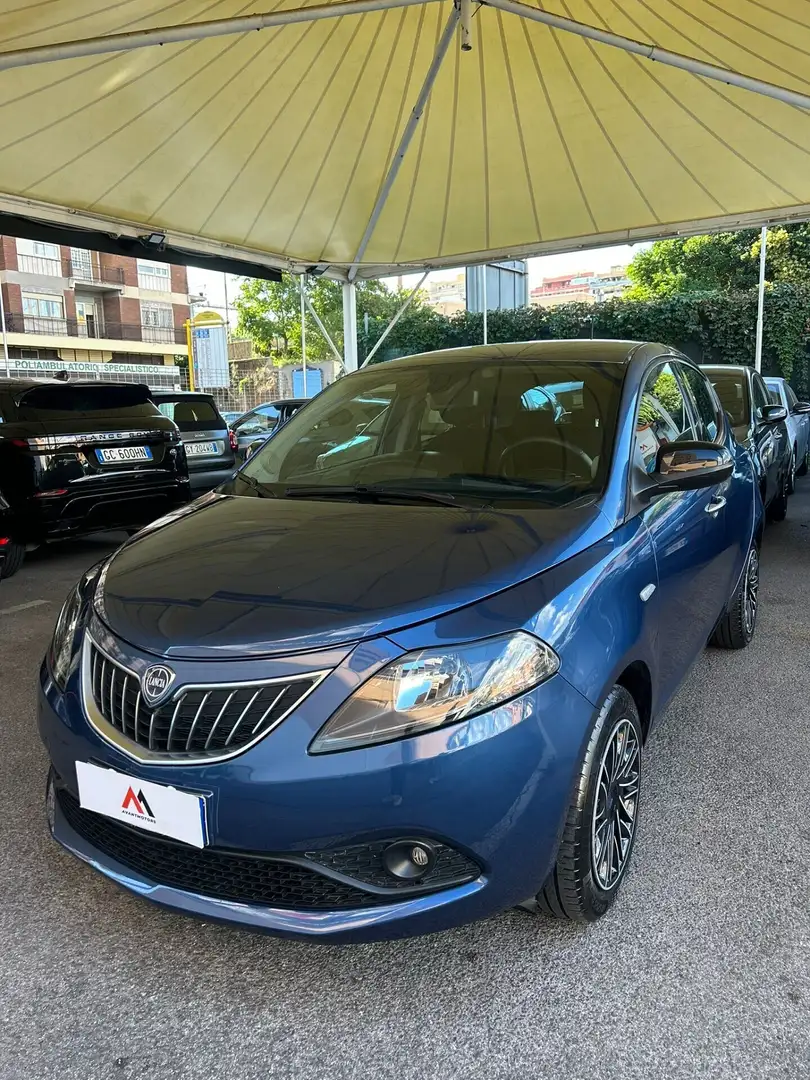 Lancia Ypsilon Ypsilon 1.0 FireFly 5 porte S&S Hybrid Gold Azul - 1