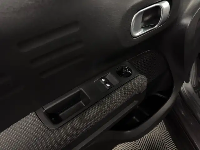 Citroen C3 view 11