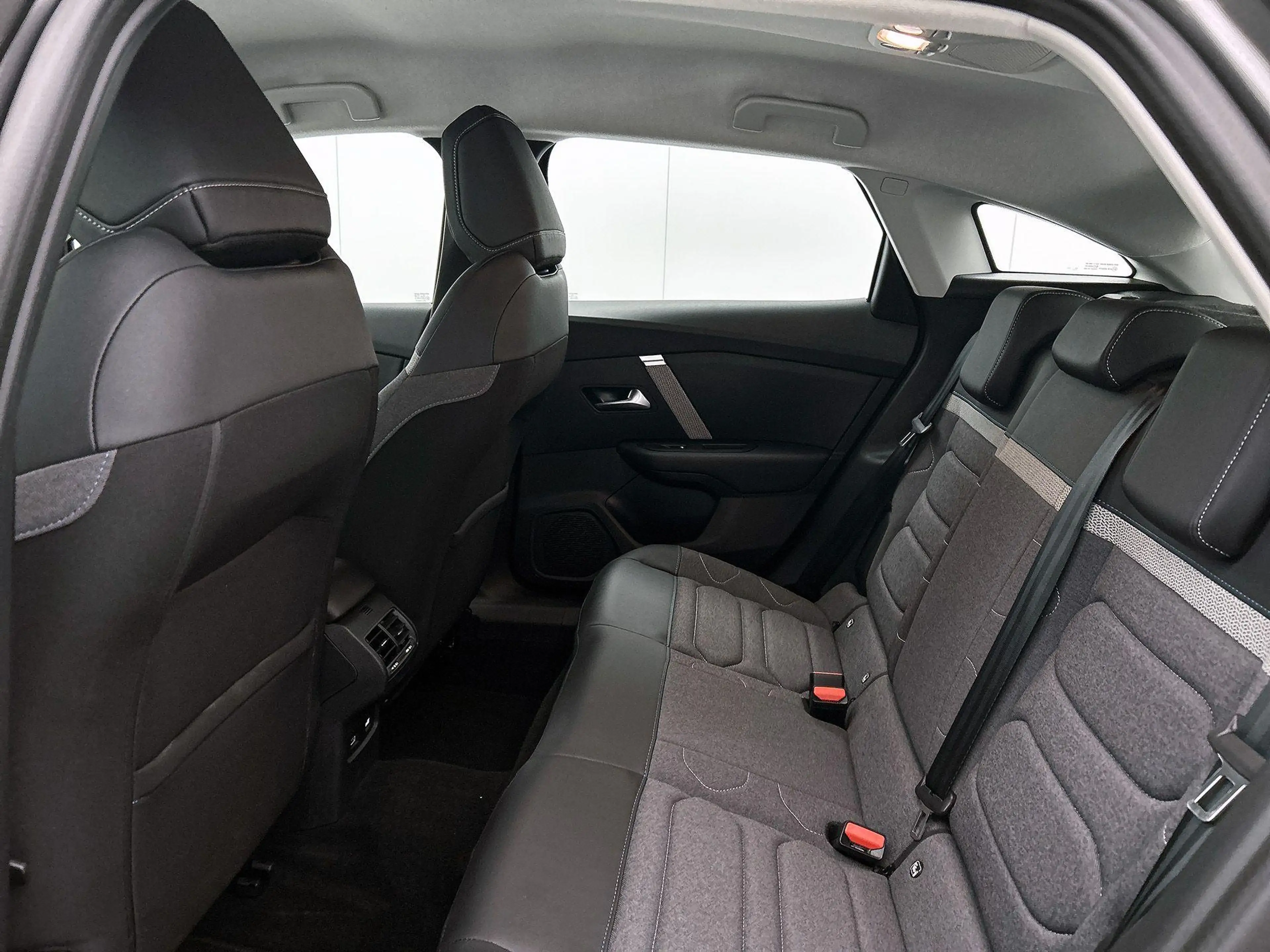 Citroen E-C4 Electric You 50 kWh | Automaat | Camera | Apple carplay | A — photo 15