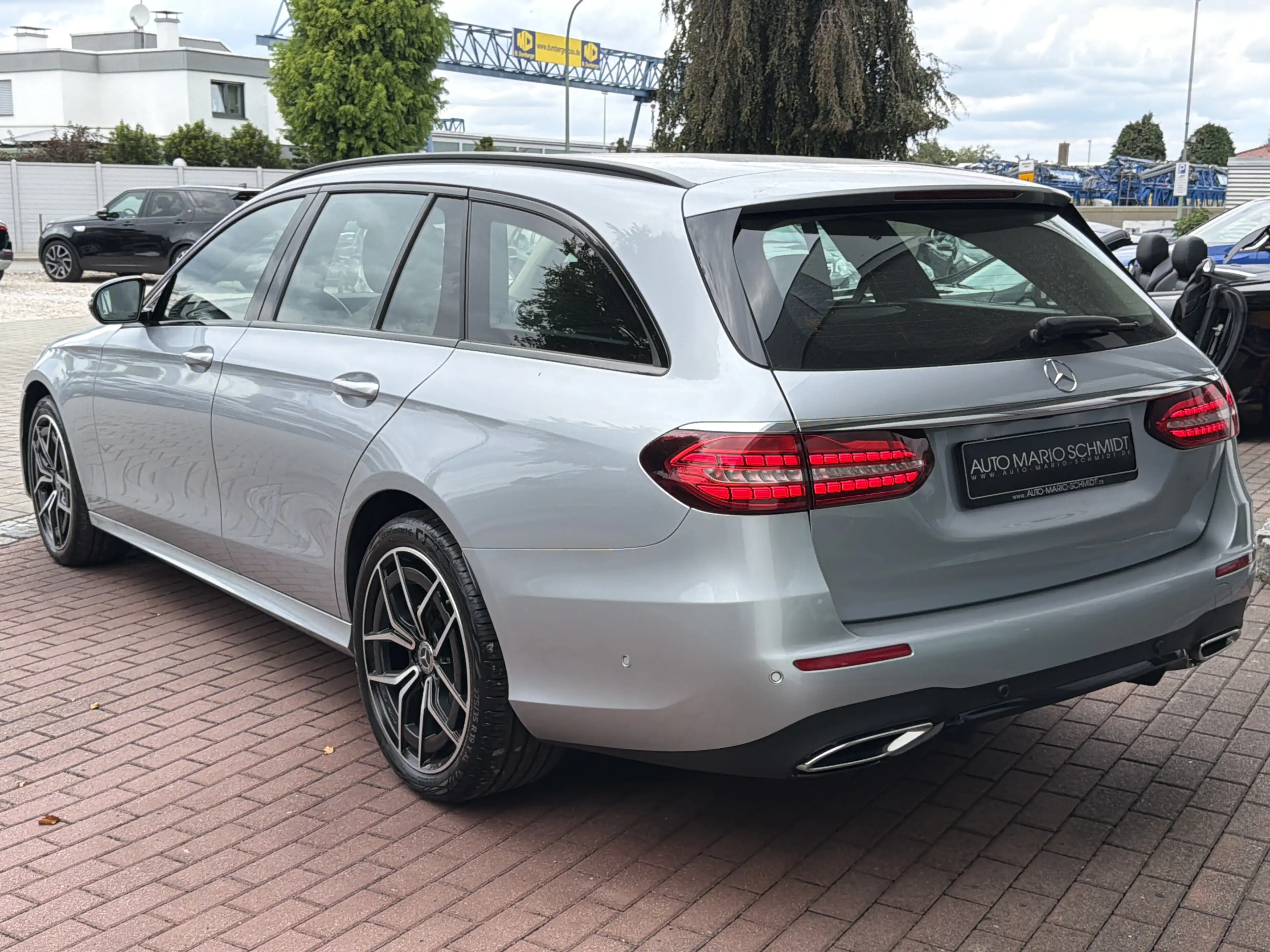 Mercedes-Benz E 400 d 4M AMG Line Distr. Head up Airmatic 360 — photo 5