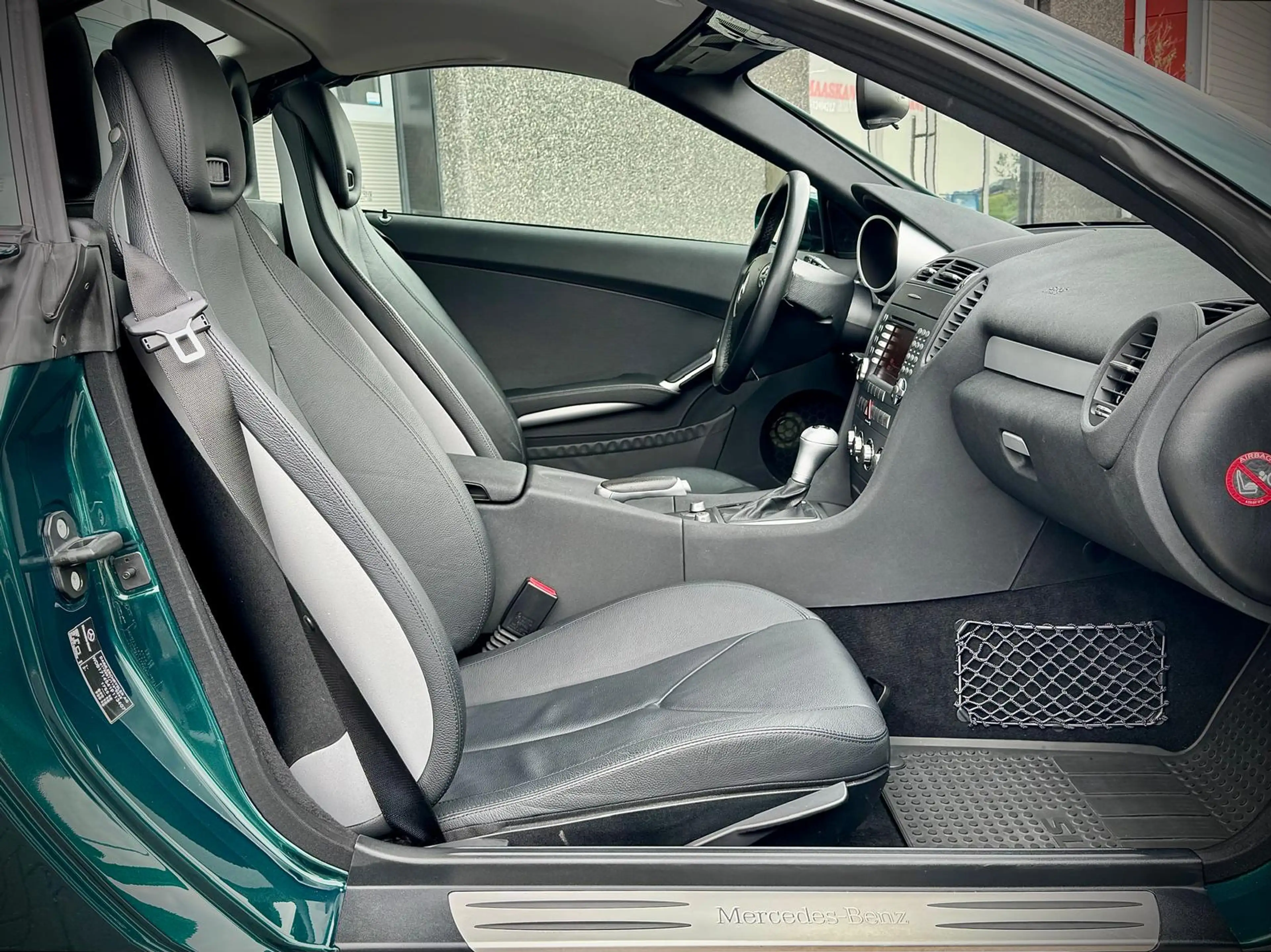 Mercedes-Benz SLK 280 Aut 7 / Andratite green / Airscarf / Xenon / NL de — photo 30
