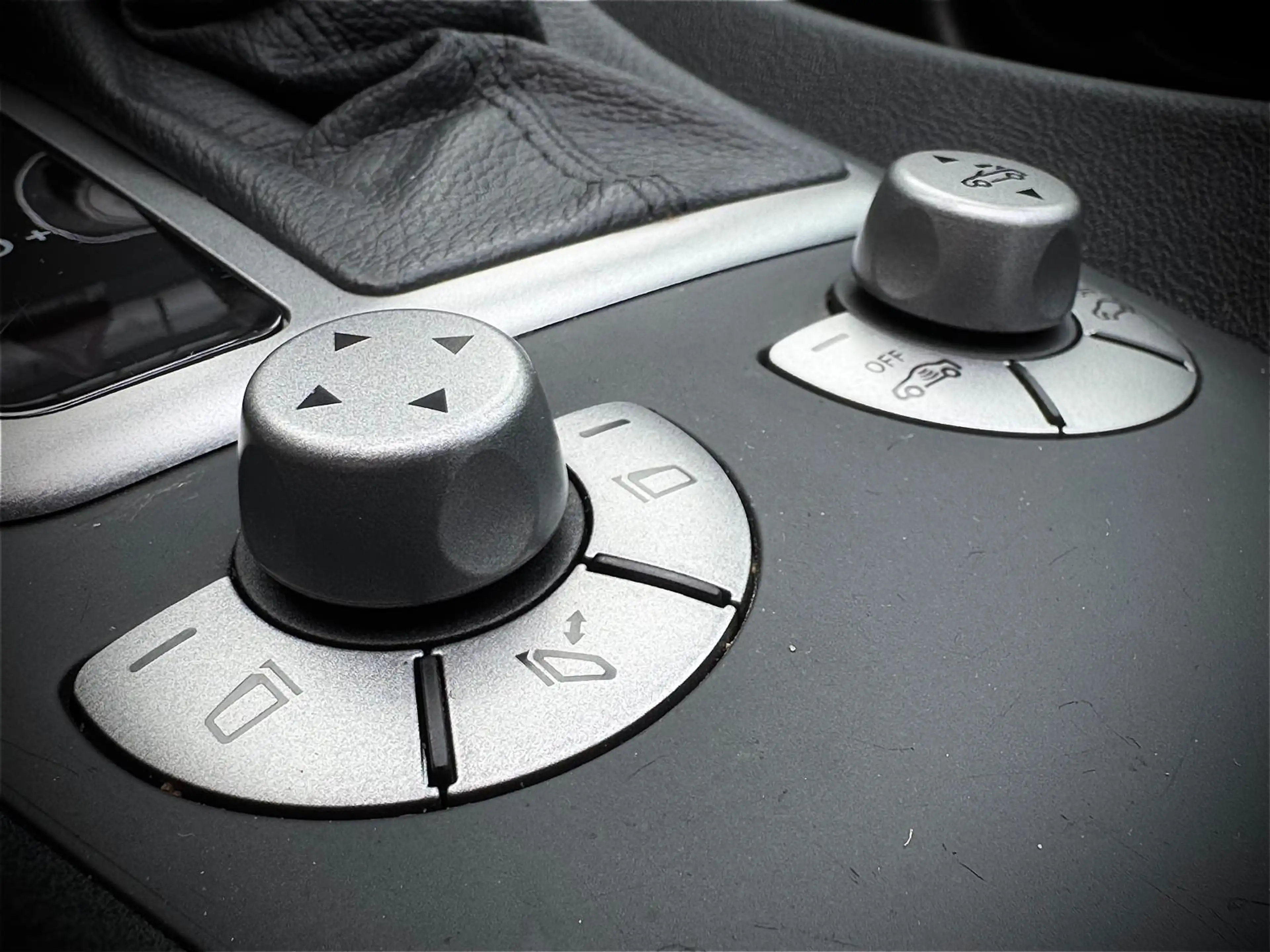 Mercedes-Benz SLK 280 Aut 7 / Andratite green / Airscarf / Xenon / NL de — photo 32