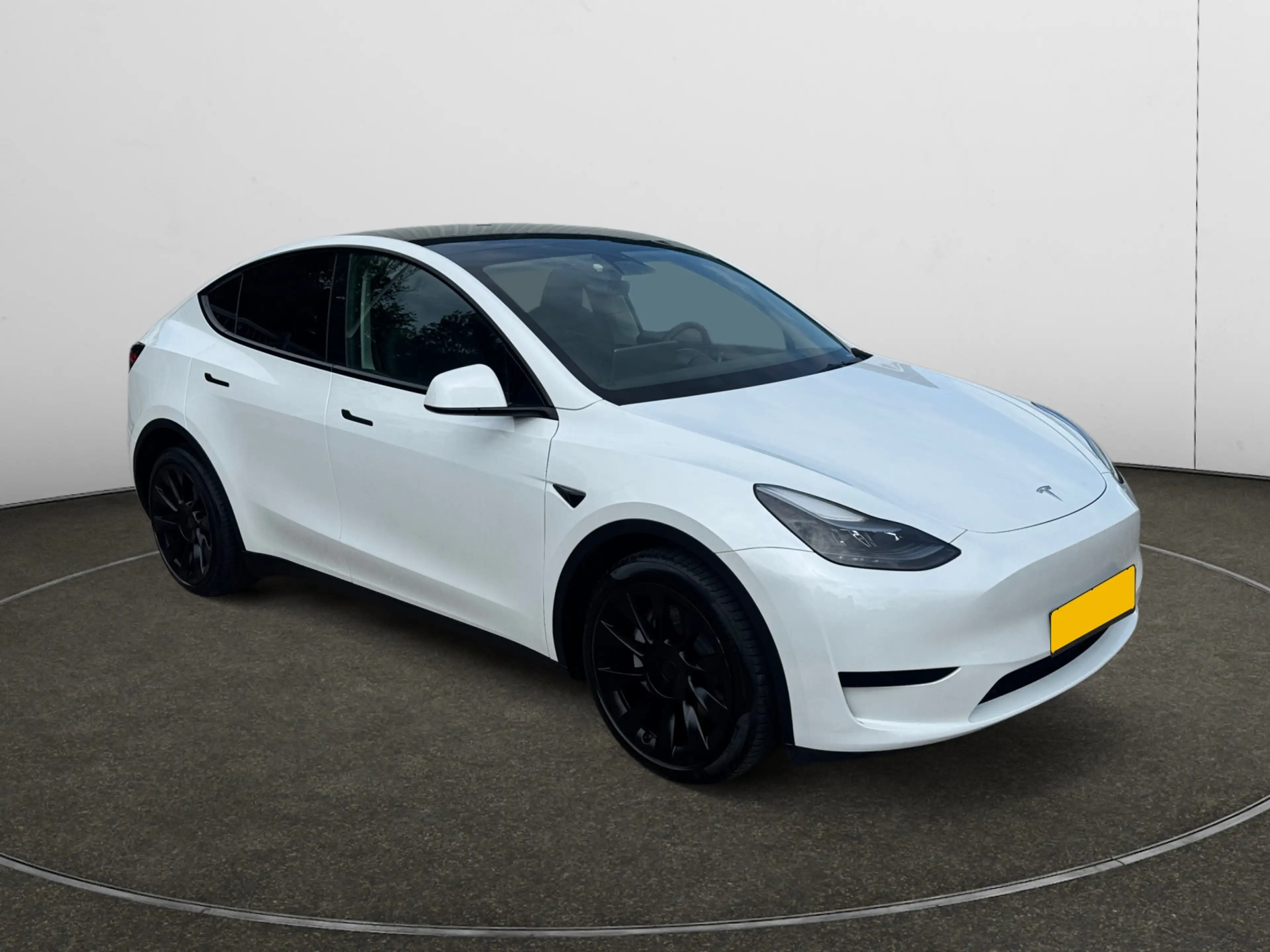 Tesla Model Y RWD 58 kWh SOH 95%, 455km Range, Warmtepomp, Full — photo 4