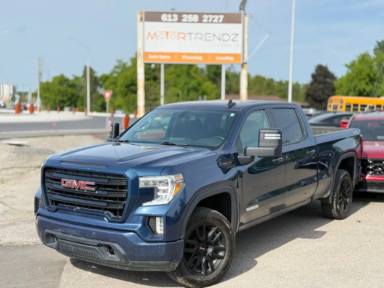 GMC Sierra 1500 снимка GMC Sierra 1500