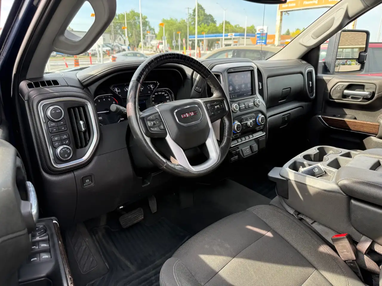 GMC Sierra 1500 снимка GMC Sierra 1500