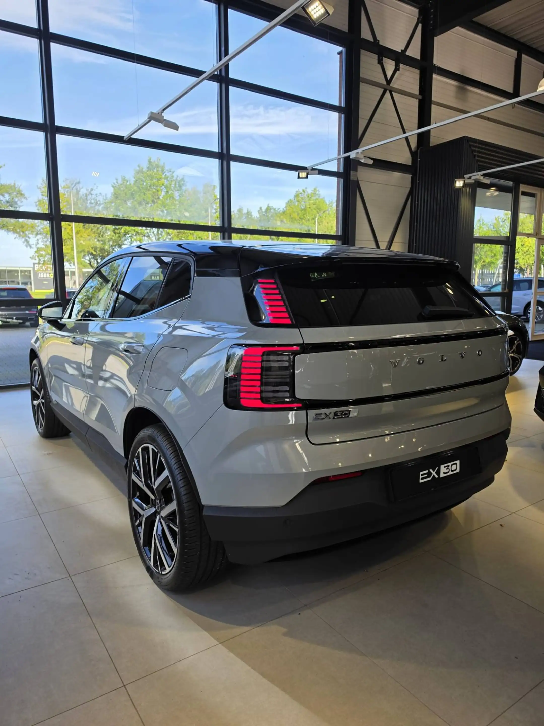 Volvo EX30 P5 Long Range Plus Europa 69 kWhe Plus Europa 69 k — photo 5